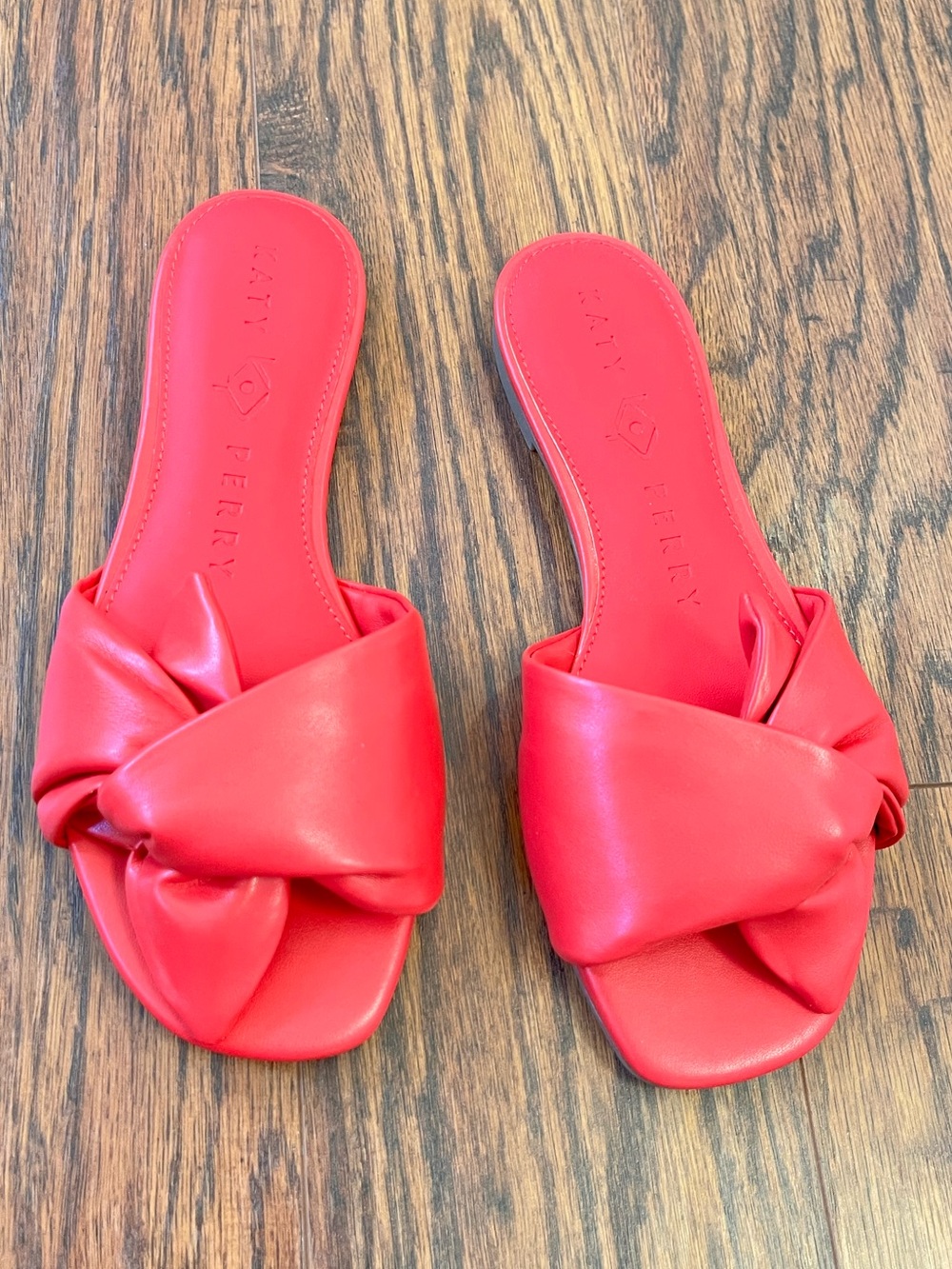 KATY PERRY THE HALIE BOW RED CORAL SLIDE SANDALS | NWOT | SIZE 7